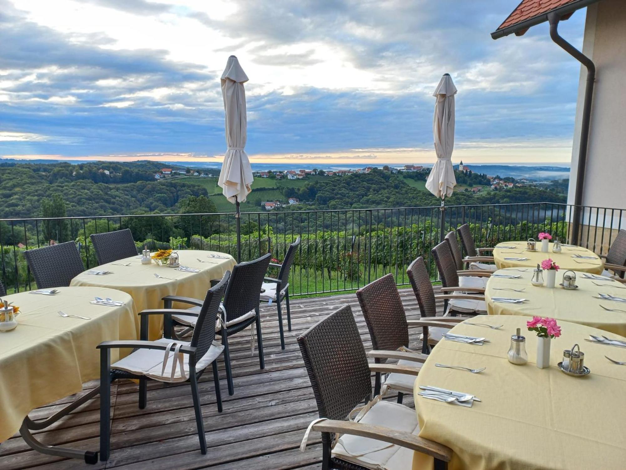 Winzerzimmer Scharl Sankt Anna am Aigen Buitenkant foto